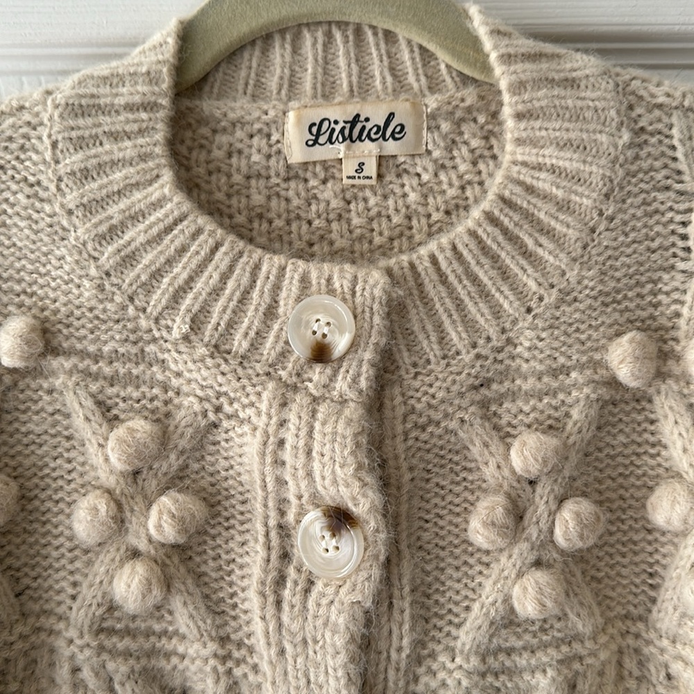 Tan detailed cropped cardigan sweater S